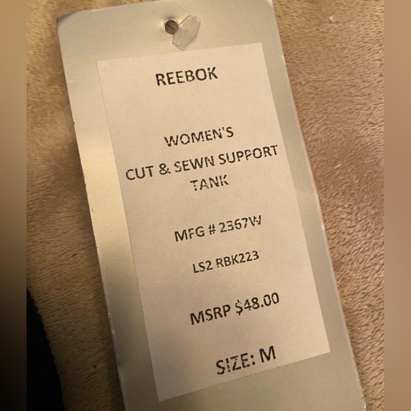 NWT $48 REEBOK "CUT & SEWN SUPPORT TANK" WOMENS TANK TOP W/BRA NAVY MEDIUM - Picture 4 of 6